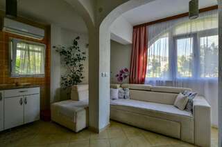 Апартаменты Apartments Suster Бар Апартаменты с видом на сад-4